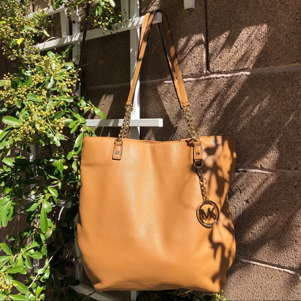 MICHAEL Michael Kors Leather Shoulder Bag